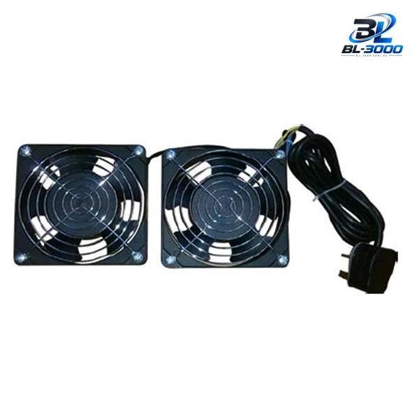 ventilateur pour une profondeur de 800, 4 ventilateurs, longueur de câble 2 m pré-installée